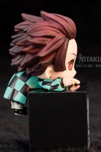 Mô Hình Nhân Vật Figure Zenitsu-Nezuko-Tanjiro - Kimetsu No Yaiba