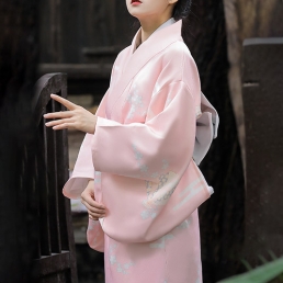 Áo Yukata Hoạ Tiết Hoa Và Quạt Nền Hồng Tặng Kèm Thắt Lưng