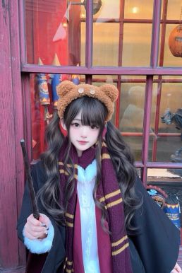 Áo Khoác Harry Potter Trường Hogwarts - Nhà Helga Hufflepuff