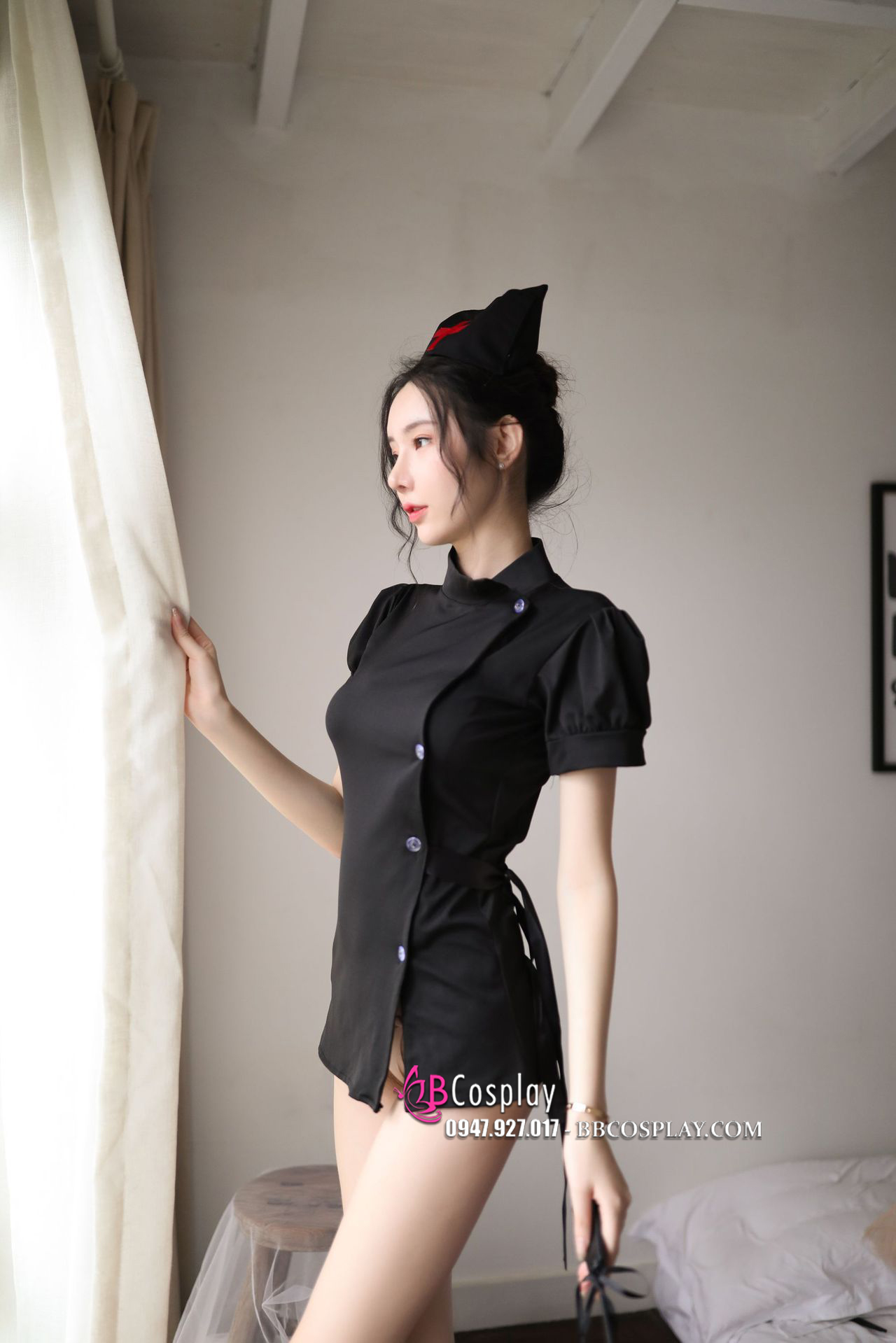Nữ Y Tá Sexy Đen