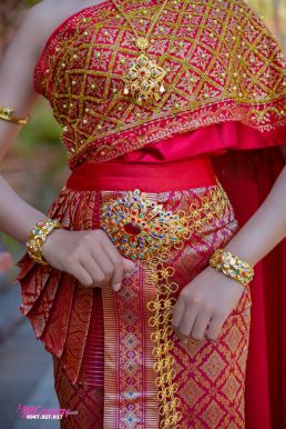 Đồ Thái Lan Áo Đỏ Kim Sa- Váy Đỏ Kim Tuyến