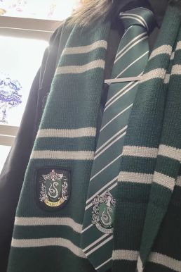 Trọn Bộ Đồng Phục 6 Món Trường Hogwarts - Phù Thuỷ Tập Sự