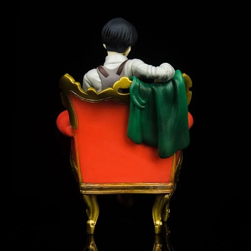 Mô Hình Figure Levi Ngồi Ghế Sofa - Attack On Titan