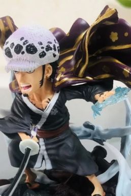 Mô Hình Figure Trafalgar D. Water Law