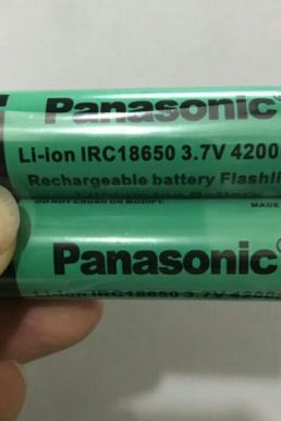 Pin Sạc Panasonic 3.7V / 4.2V Irc 18650 4200Mah (Màu Xanh Lá) Sử Dụng Cho Vape, Sạc Dự Phòng, Đèn Pin, Đồ Chơi...