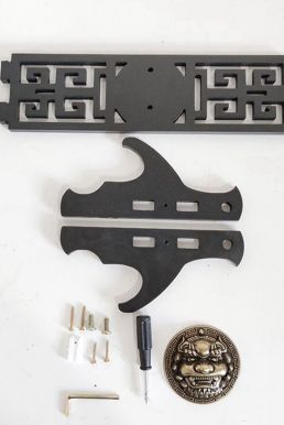 Giá Để Kiếm Treo Tường 2 Tầng CNC Khắc Hoạ Tiết Kỳ Lân Nổi 3D - Vẻ Đẹp Uy Quyền Và Sang Trọng