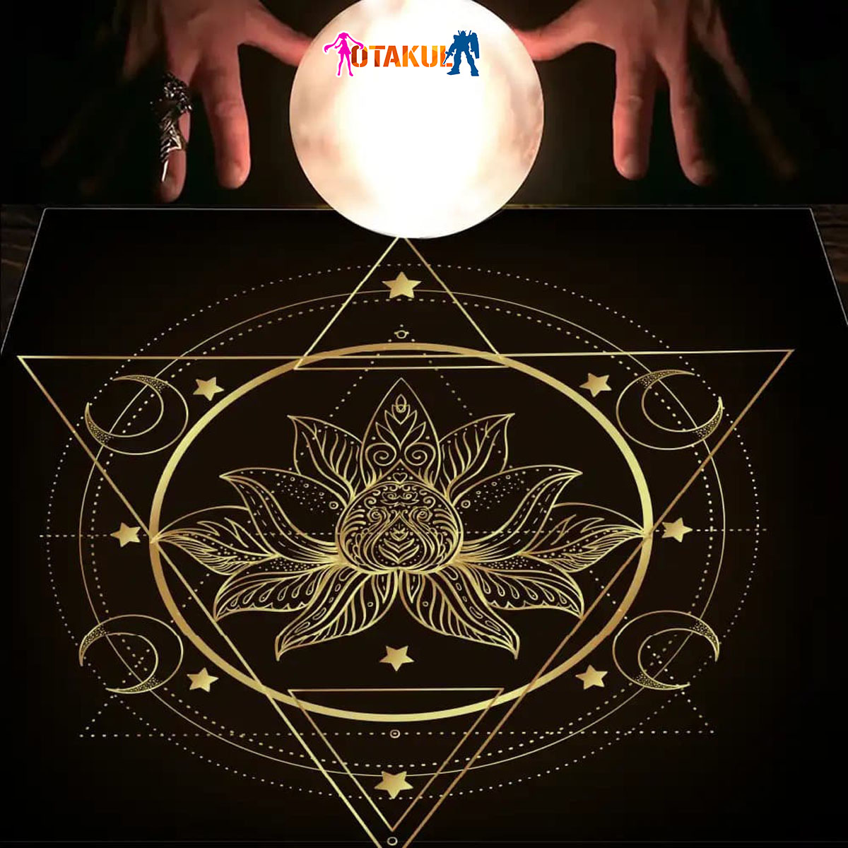 Thảm Trải Bài Fiber Mặt Trăng Ôm Mặt Trời 75*75Cm - Dùng Bói Bài Tarot - Bói Bài Sakura