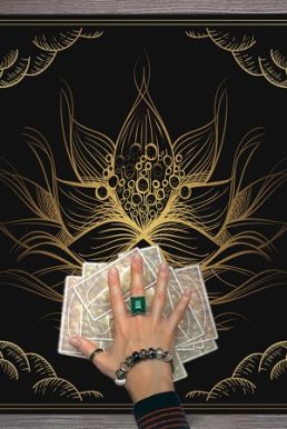 Thảm Trải Bài Fiber Bông Hoa Bí Ẩn 50*50Cm - Dùng Bói Bài Tarot - Bói Bài Sakura