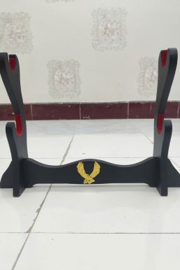 Giá Để Kiếm Gỗ Để Bàn Lót Nhung 1 Tầng Hình Đại Bàng Mạ Vàng