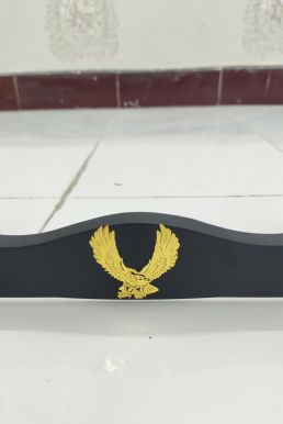 Giá Để Kiếm Gỗ Để Bàn Lót Nhung 1 Tầng Hình Đại Bàng Mạ Vàng