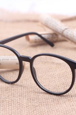 Kính Conan Không Tròng - Hoá Thân Thành Nhân Vật Conan