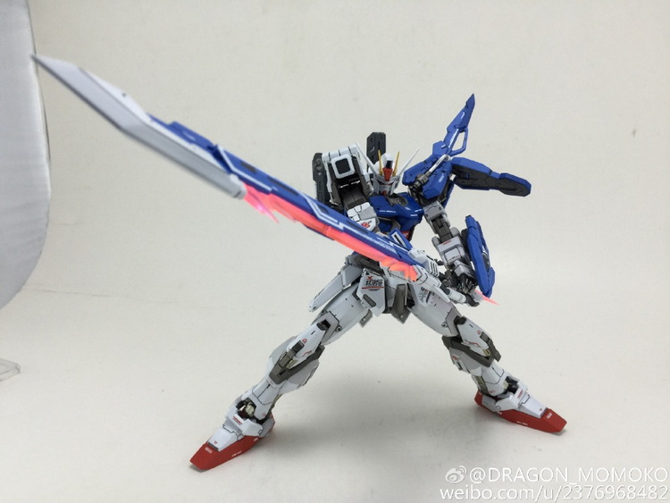 Mô Hình Gundam Strike Gat-X105+AQM/E-X02 Sword Strike | MG 1/100