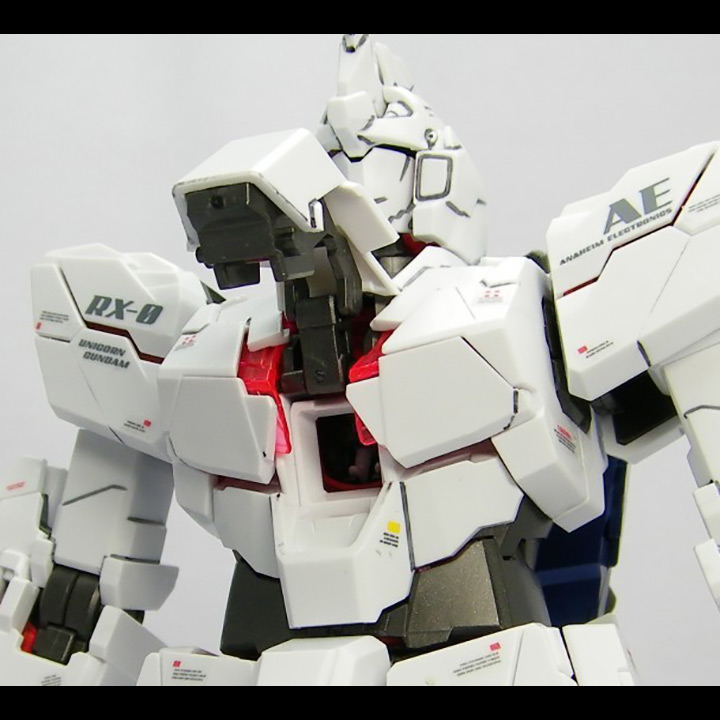 Mô Hình Gundam Unicorn RX-0 OVA - MG 1/100