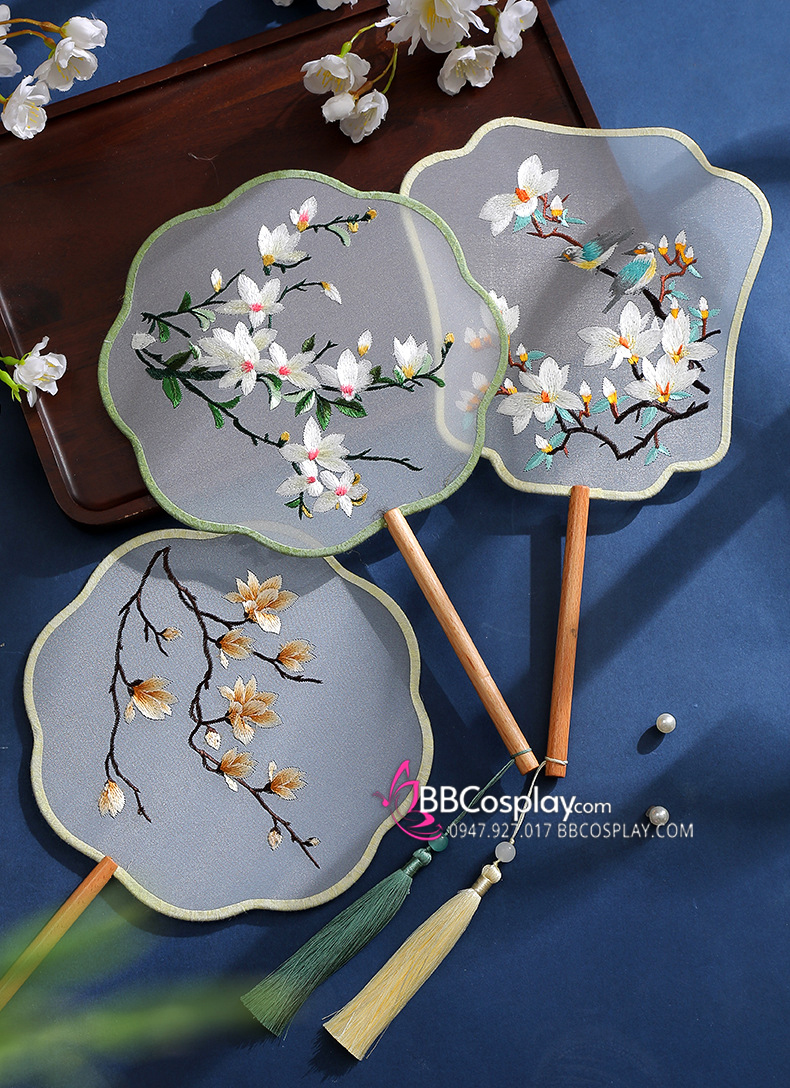 Quạt Hoa Mỹ Nhân Hình Hoa Lệ Chi