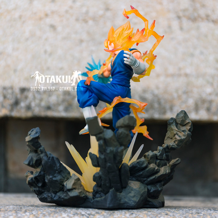 Mô Hình Figure Vegeta Super Saiyan – Dragon Ball