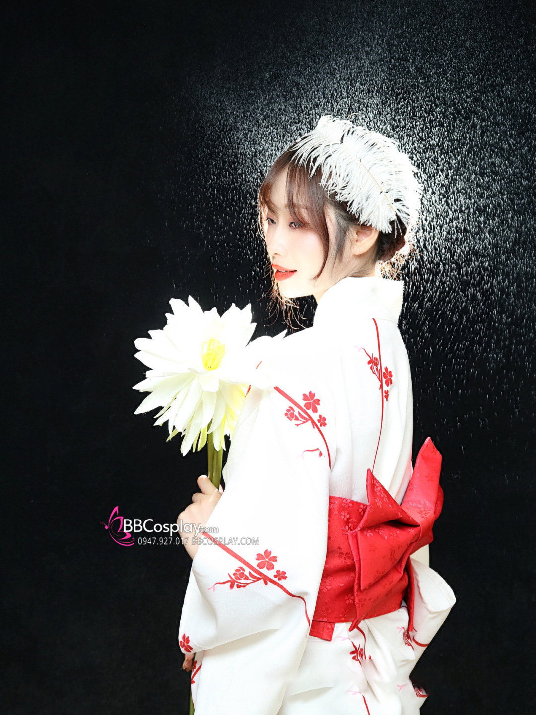 Áo Yukata Shiro Aka Nền Trắng Phối Đỏ Tặng Kèm Thắt Lưng