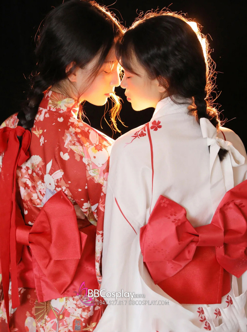 Áo Yukata Shiro Aka Nền Trắng Phối Đỏ Tặng Kèm Thắt Lưng