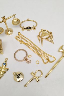 Bộ Móc Khóa Báu Vật Ngàn Năm Yu-Gi-Oh! Màu Vàng 18K
