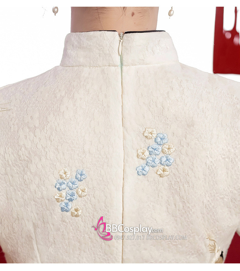 Sườn Xám Hạc Lưu Vân Trắng Thêu